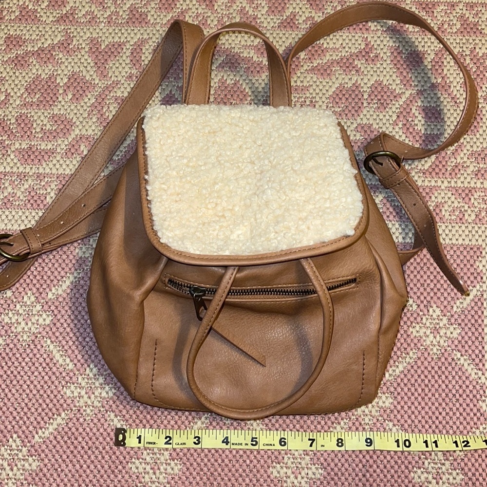 Sherpa Universal Thread Backpack - image 1